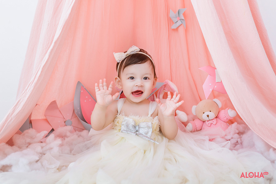 album ảnh bé sinh nhật 1 tuổi Nhật Ánh